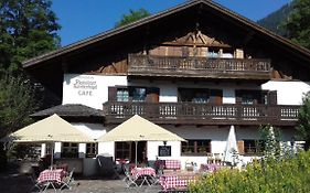 Landhotel Lärchenhügel